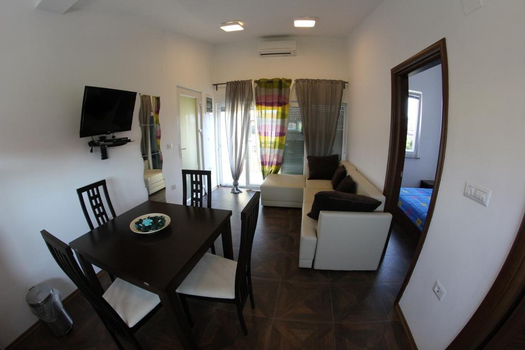 Apartments Neno Umago Quarto foto